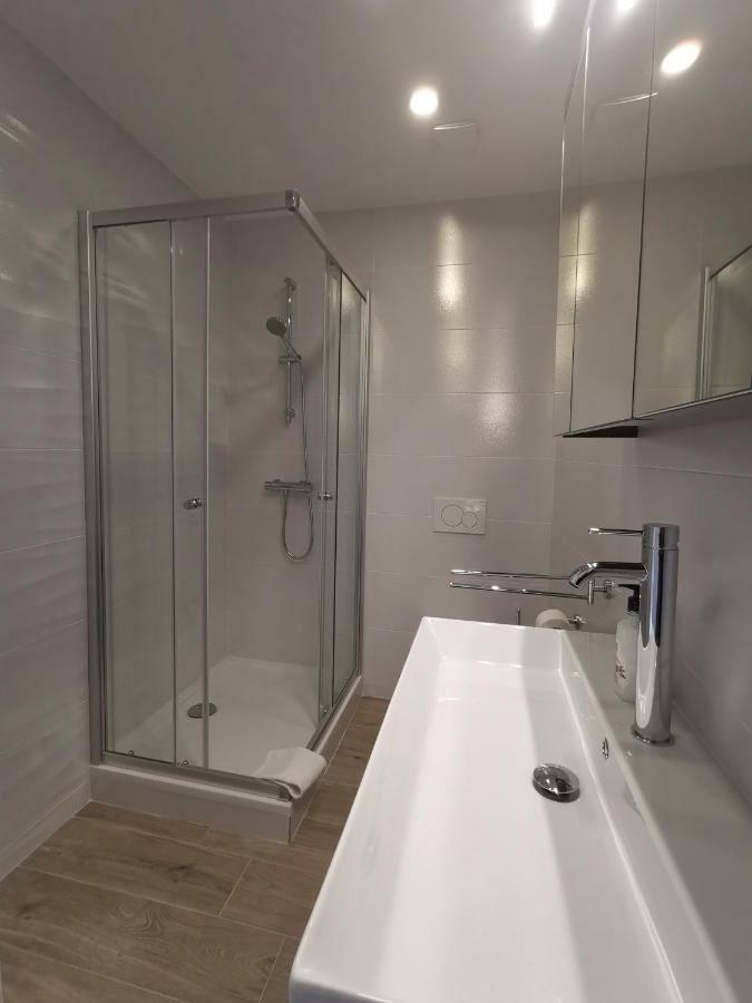 Apartments Tonkita With Jacuzzi Makarska Exterior photo